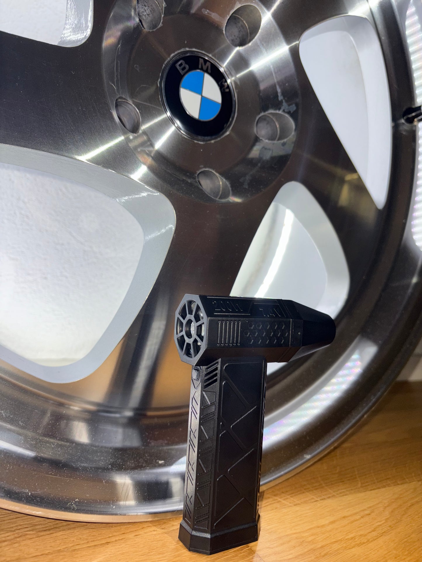 Revé Noir Car Dryer