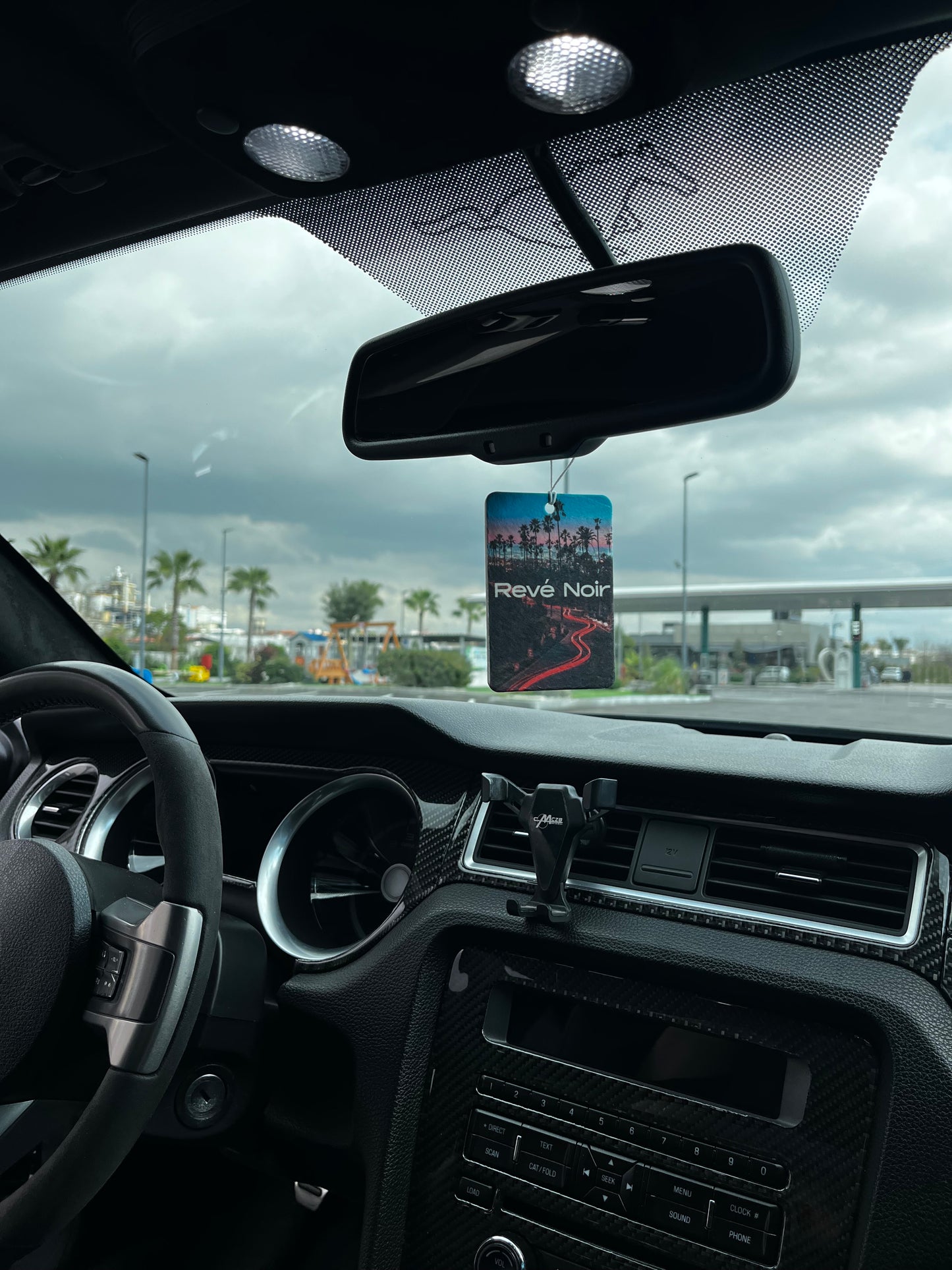 Revé Noir x Cali Night Sky